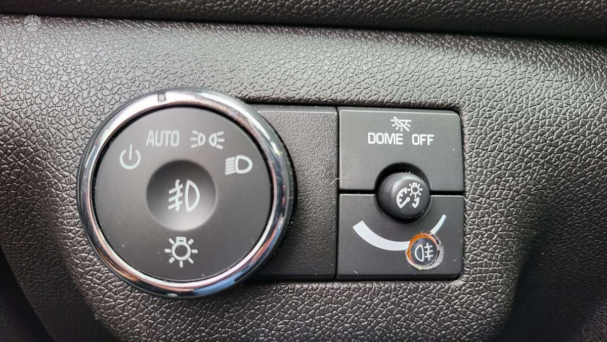 Buick Enclave, 3.6 l., off-road / crossover