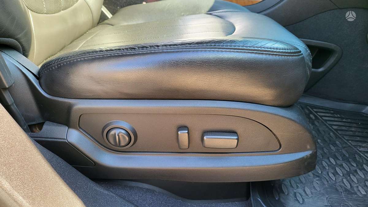 Buick Enclave, 3.6 l., off-road / crossover