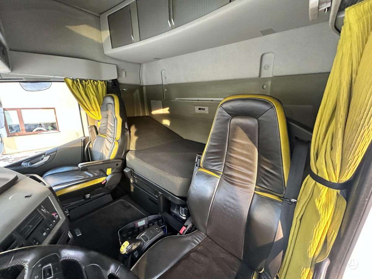 Volvo FH550, с краном