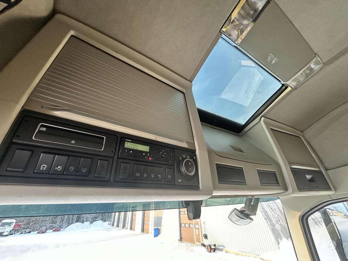 Volvo FH550, с краном