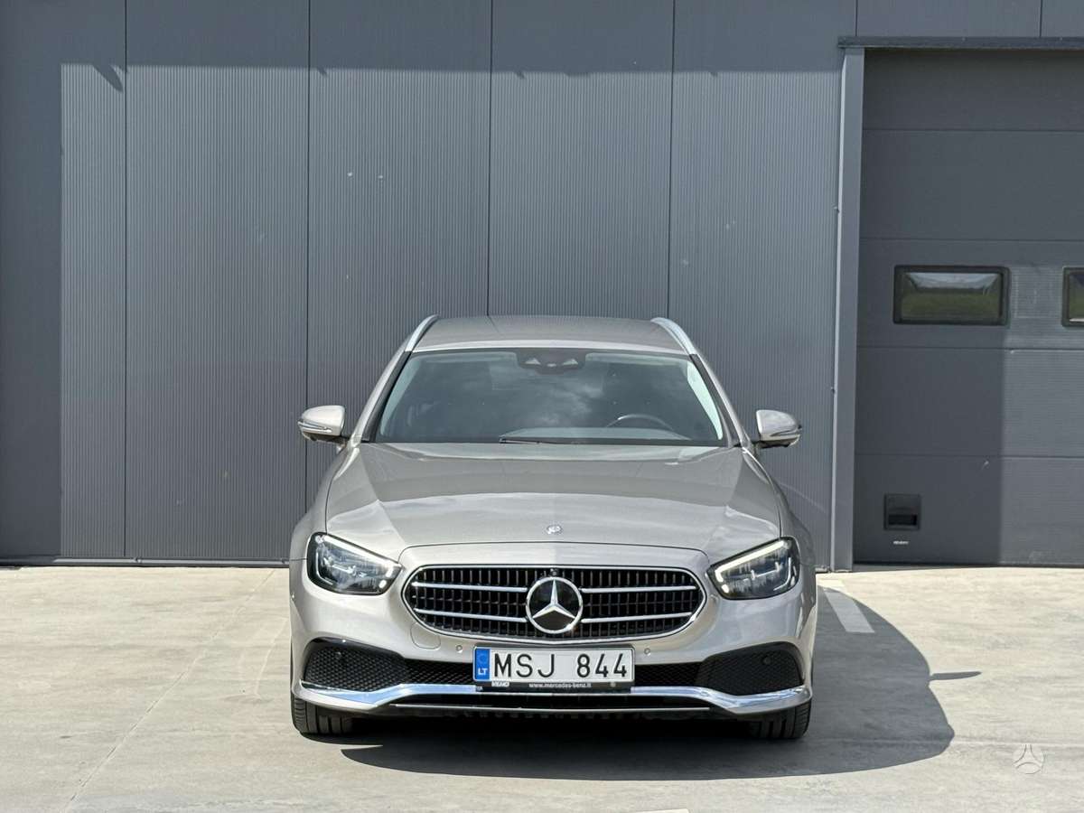 Mercedes-Benz E300, 2.0 l., Универсал