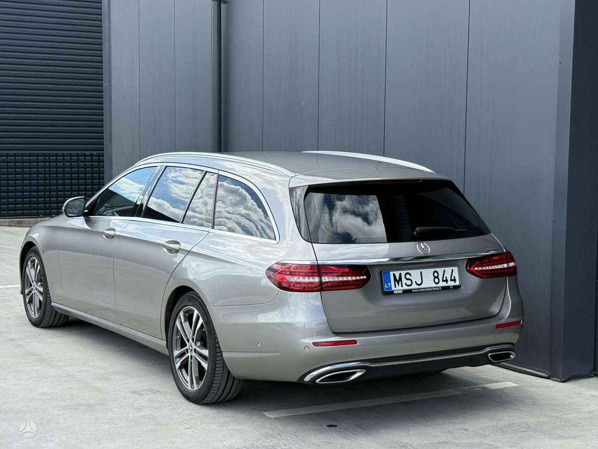Mercedes-Benz E300, 2.0 l., Универсал