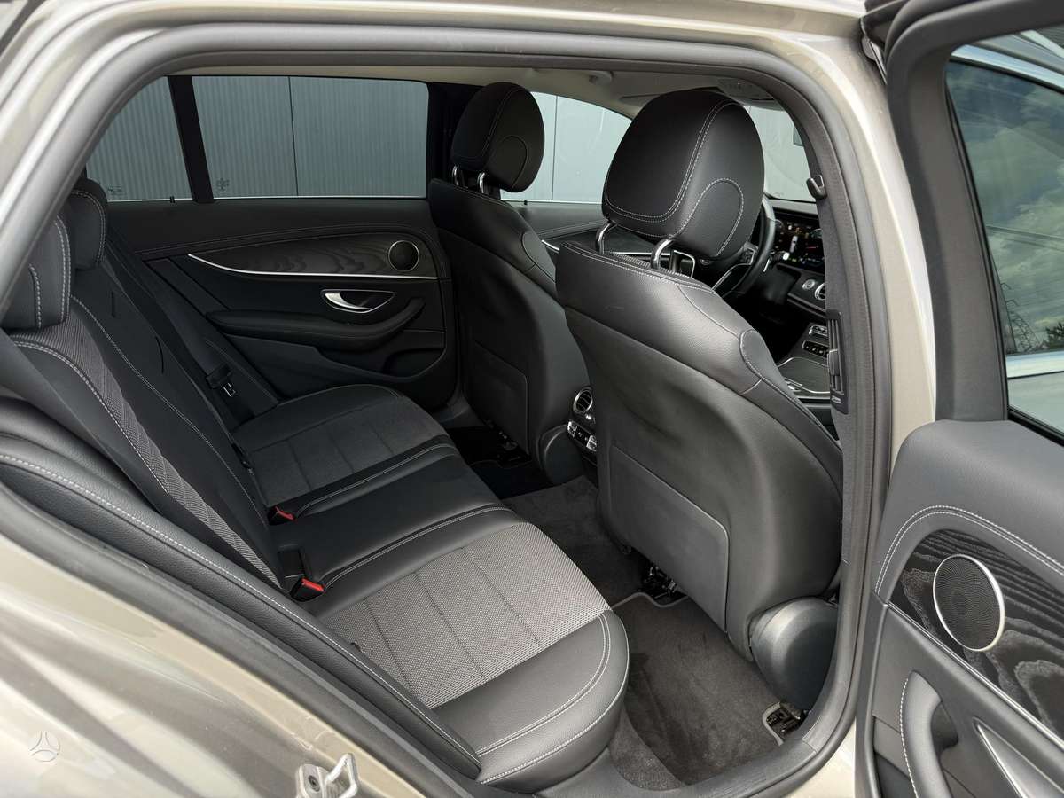 Mercedes-Benz E300, 2.0 l., Универсал