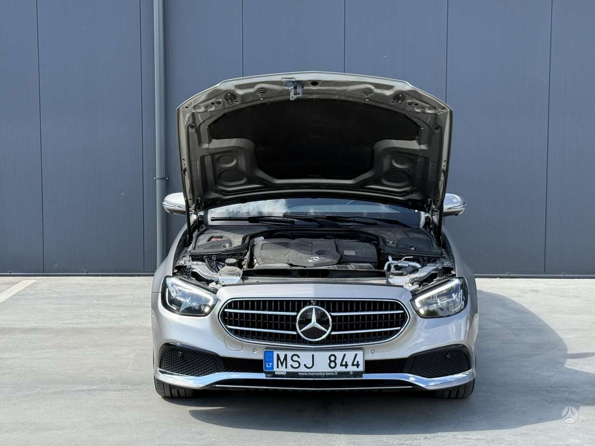 Mercedes-Benz E300, 2.0 l., Универсал