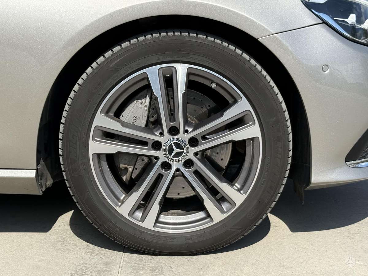 Mercedes-Benz E300, 2.0 l., Универсал