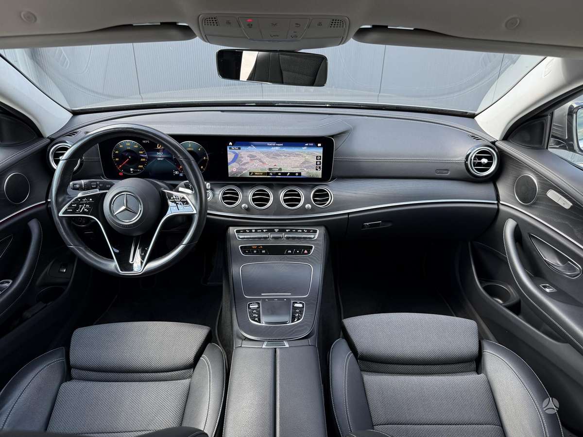 Mercedes-Benz E300, 2.0 l., Универсал