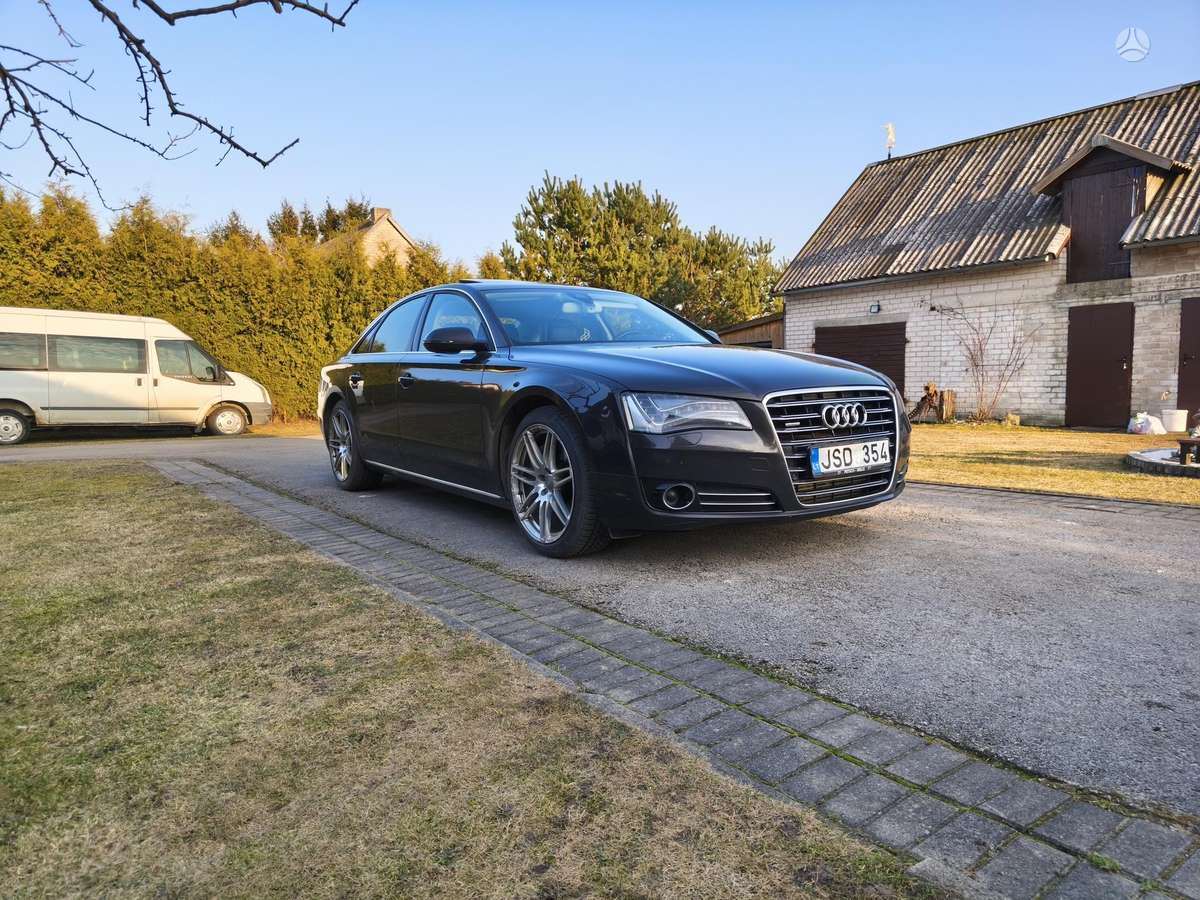 Audi A8, 3.0 l., Седан