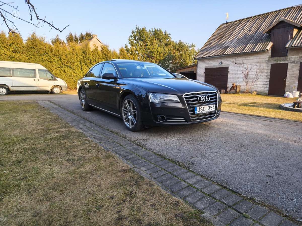 Audi A8, 3.0 l., Седан