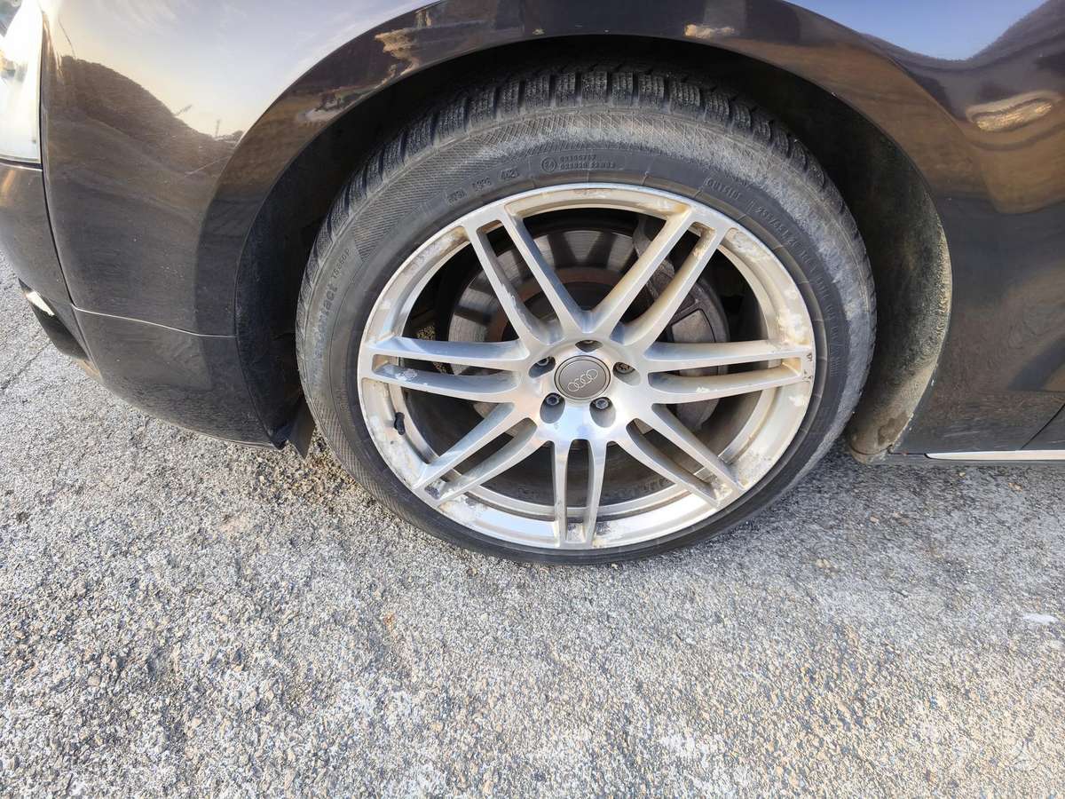 Audi A8, 3.0 l., Седан