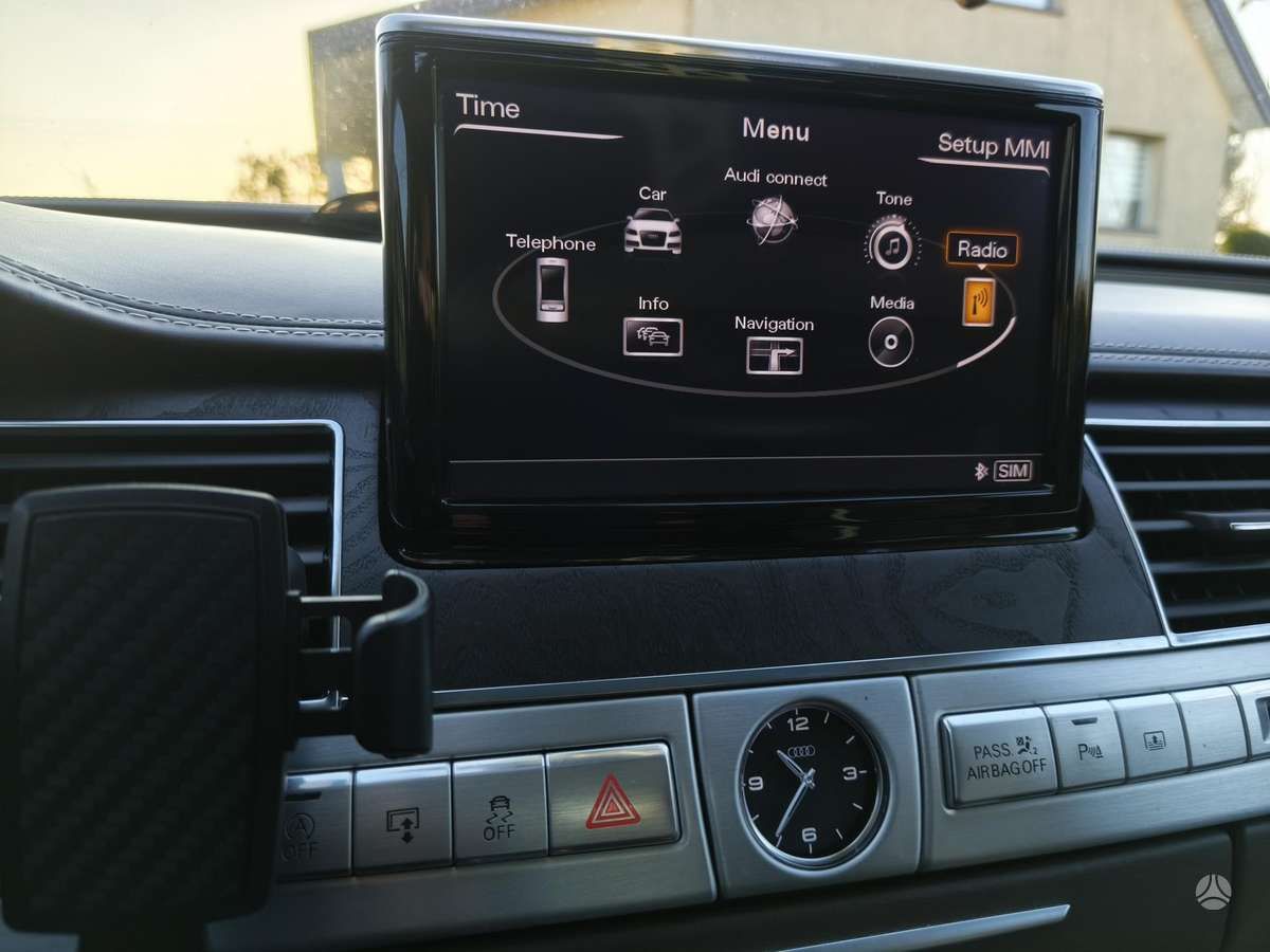 Audi A8, 3.0 l., Седан