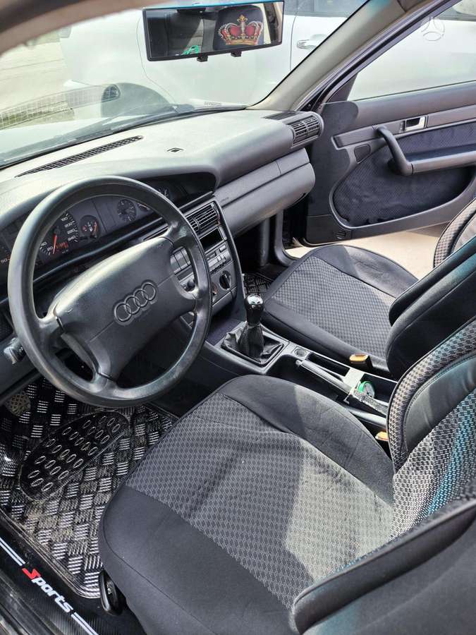 Audi A6, 1.9 l., Седан