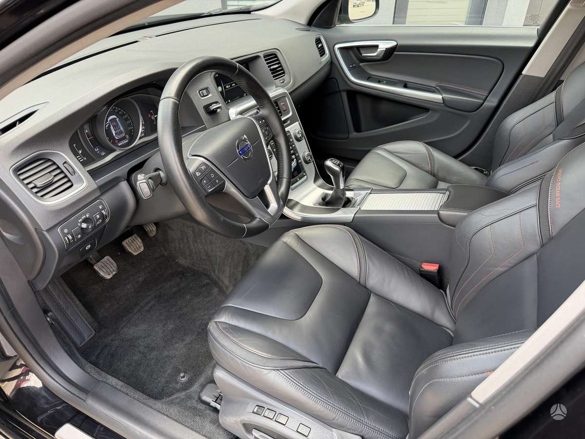 Volvo V60, 2.0 l., Универсал