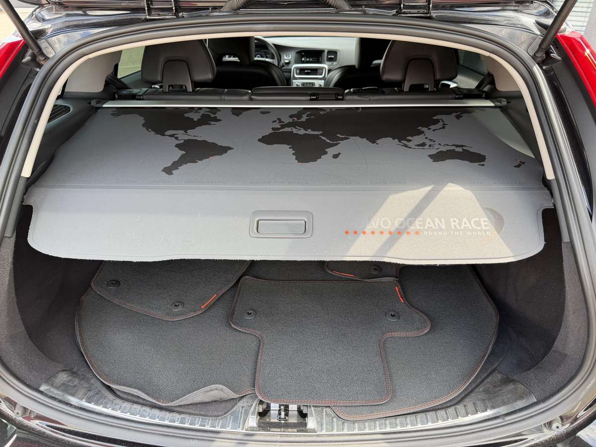 Volvo V60, 2.0 l., Универсал
