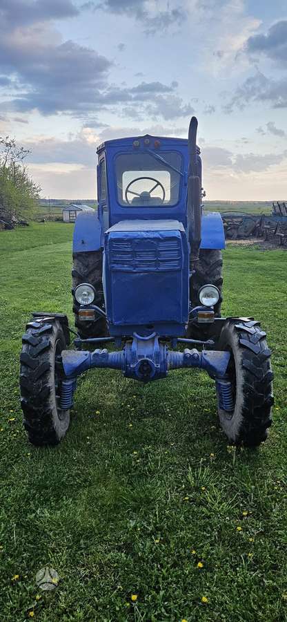 LTZ 40, tractors