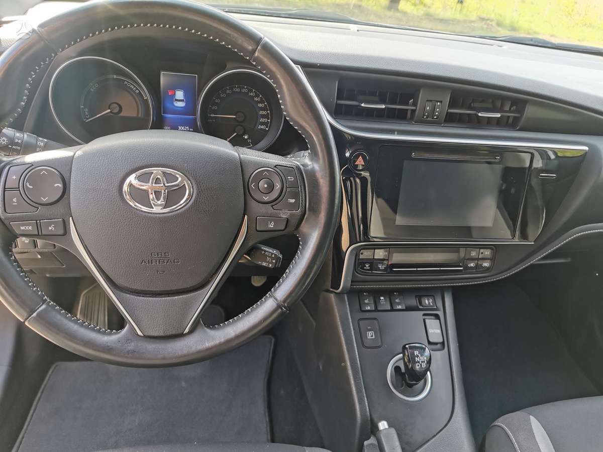 Toyota Auris - 6
