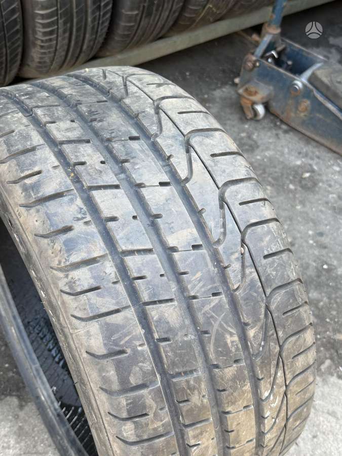 Pirelli P ZERO, summer 255/35 R18