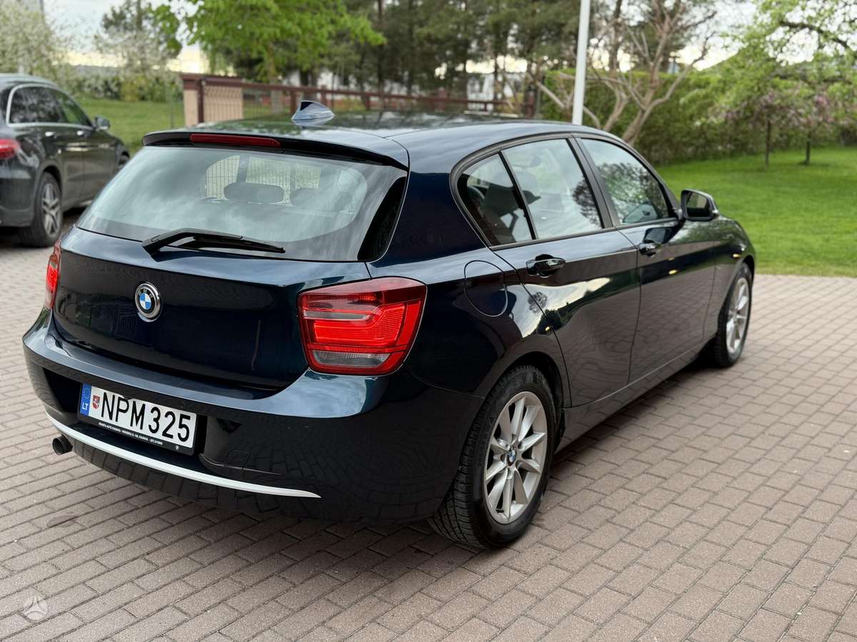 BMW 118, 2.0 l., hatchback