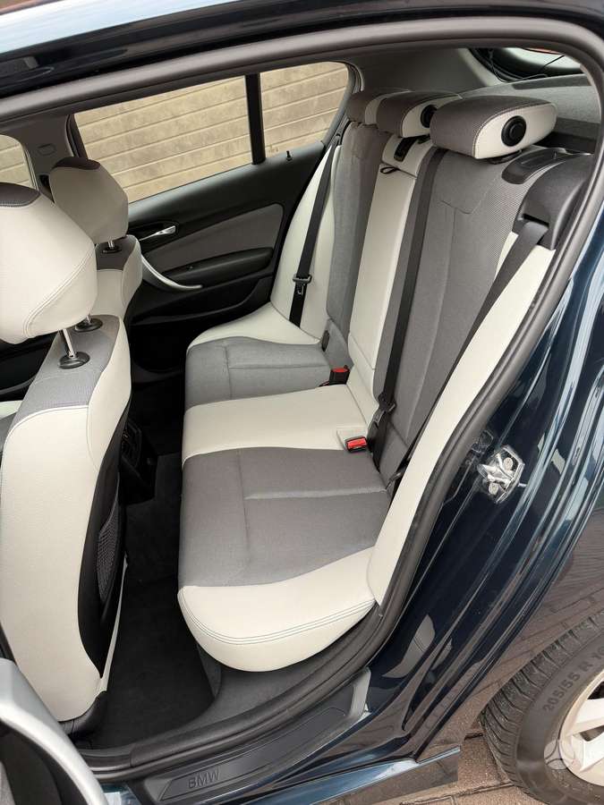 BMW 118, 2.0 l., Хэтчбек