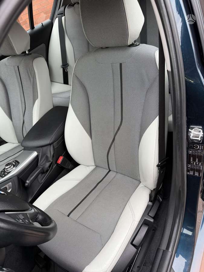 BMW 118, 2.0 l., hatchback