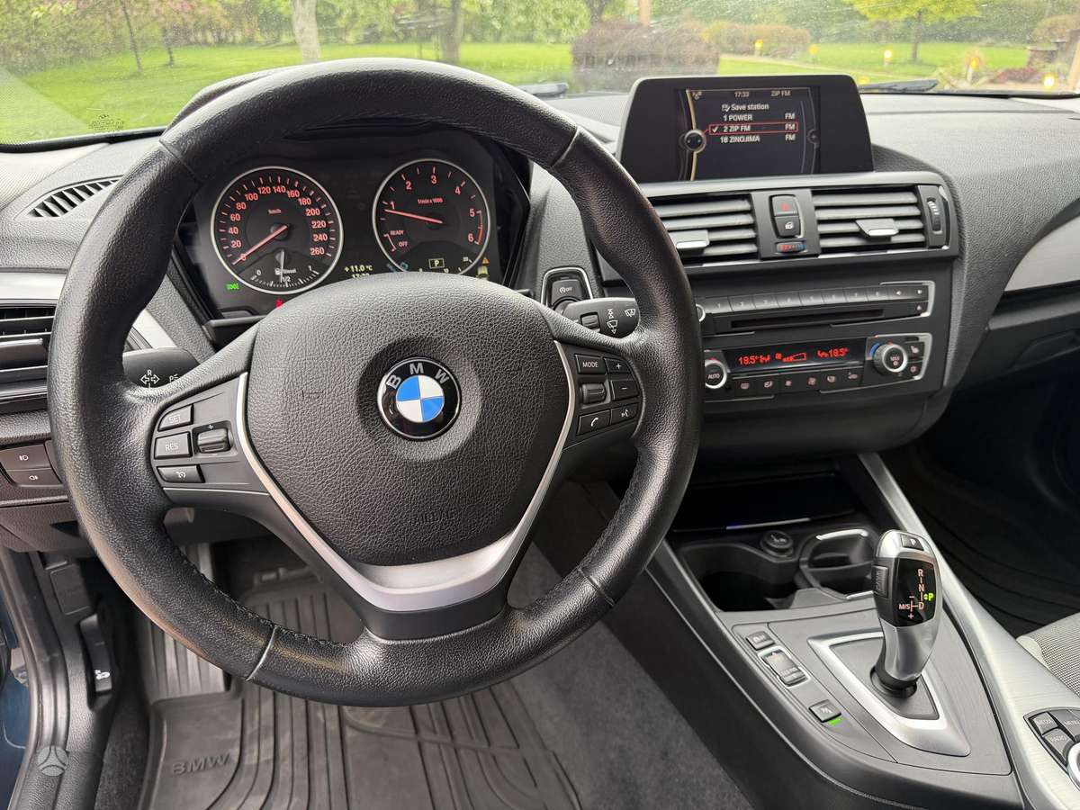 BMW 118, 2.0 l., Хэтчбек