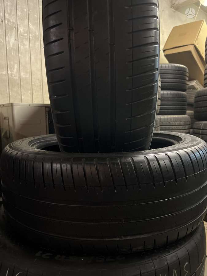 Michelin PilotSport 3 MO, летние 245/45 R19