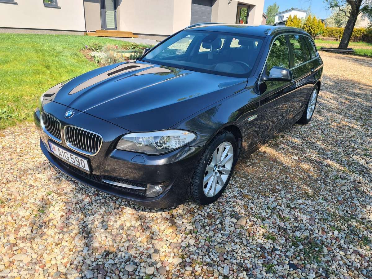 BMW 520, 2.0 l., wagon