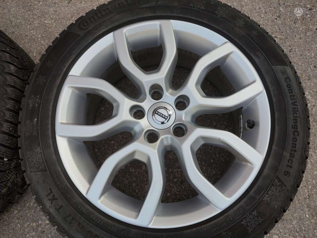 Volvo, lengvojo lydinio, R17