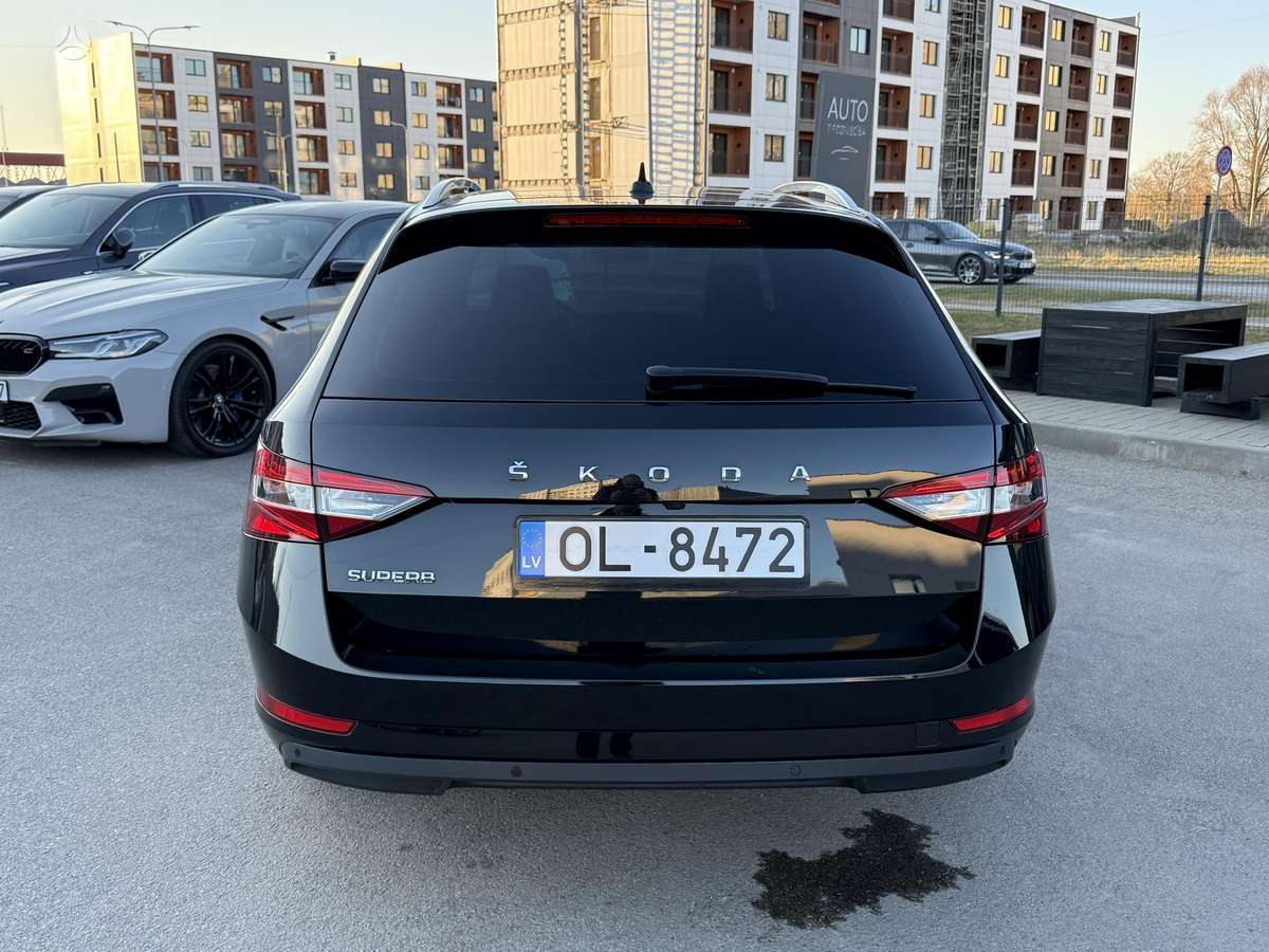 Skoda Superb, 2.0 l., wagon