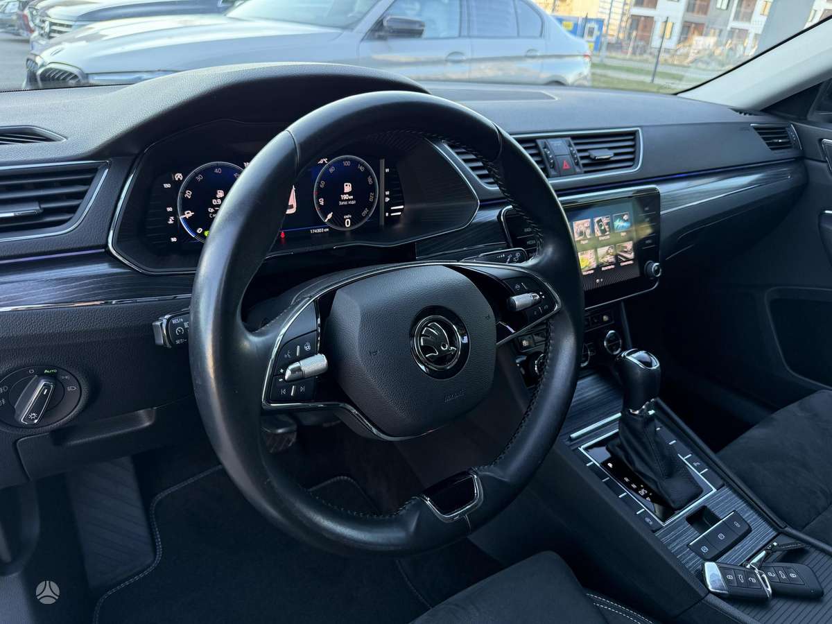 Skoda Superb, 2.0 l., wagon