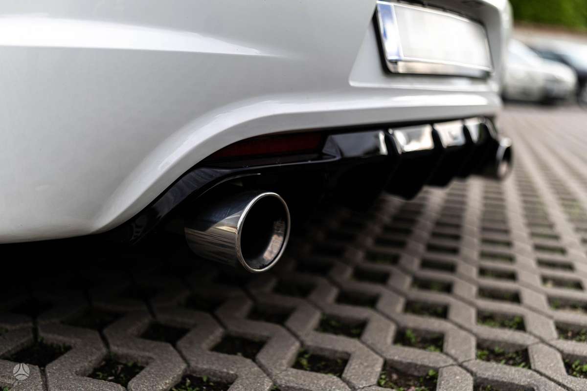 Volkswagen Scirocco - 9