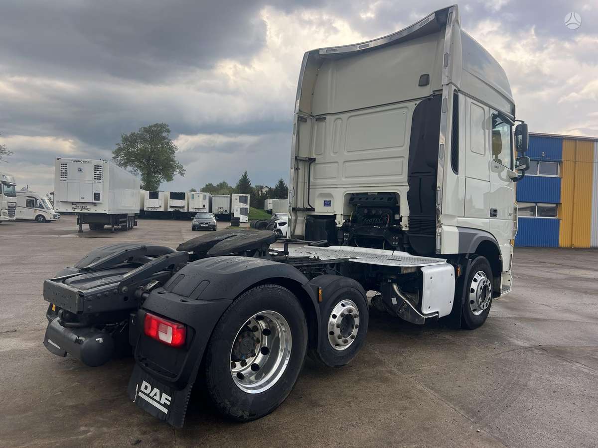 DAF XF106 530, double sleeper