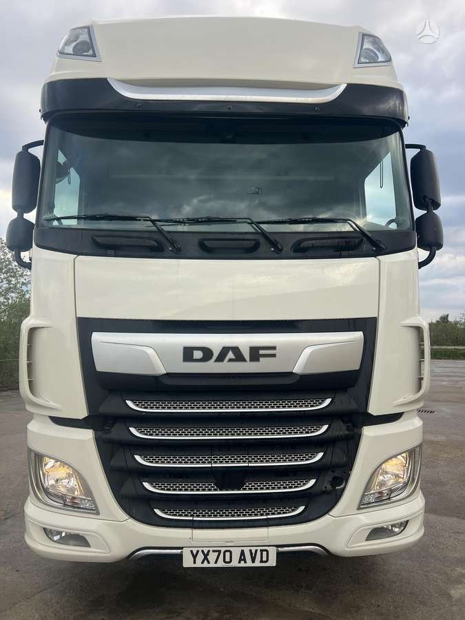 DAF XF106 530, double sleeper