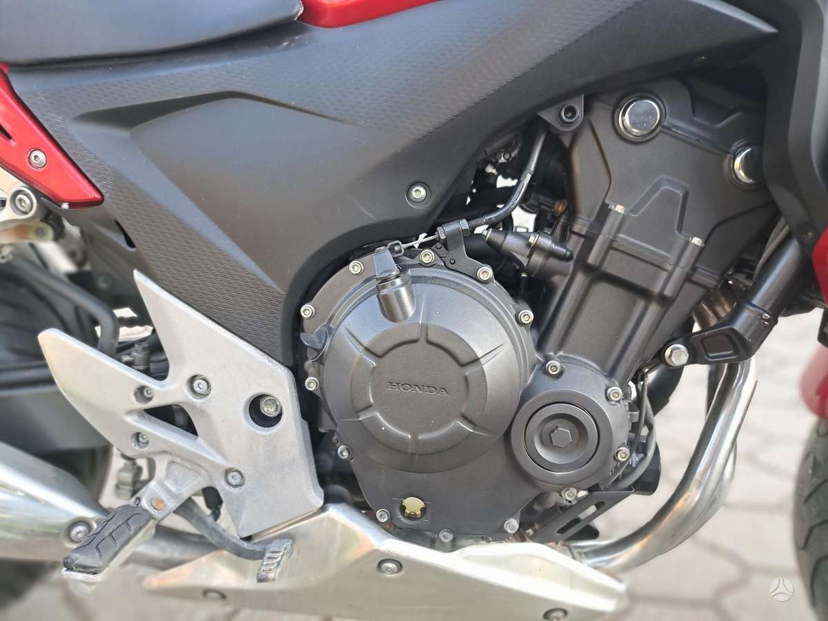 Honda CB 500cc, street / classic