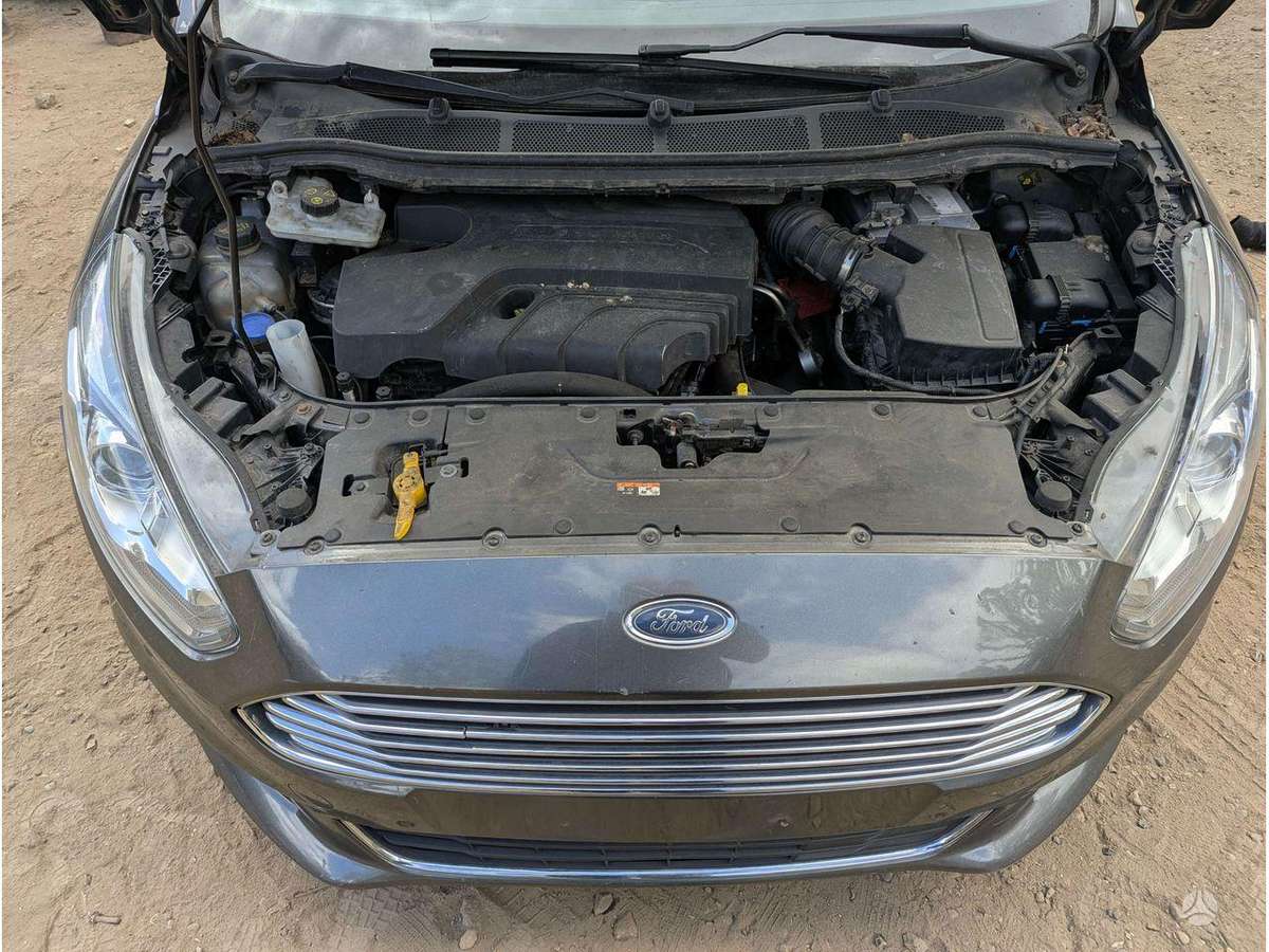 Ford S-MAX engine