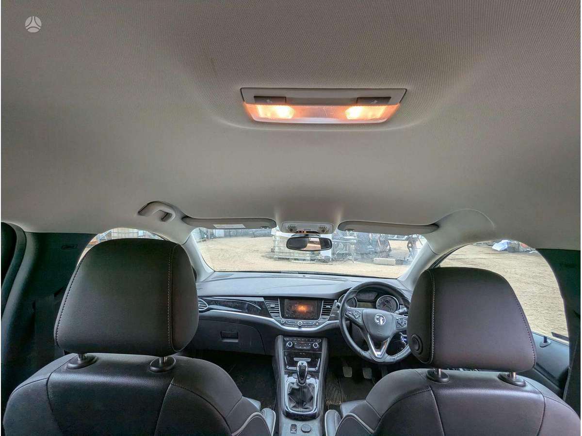 Opel Astra engine