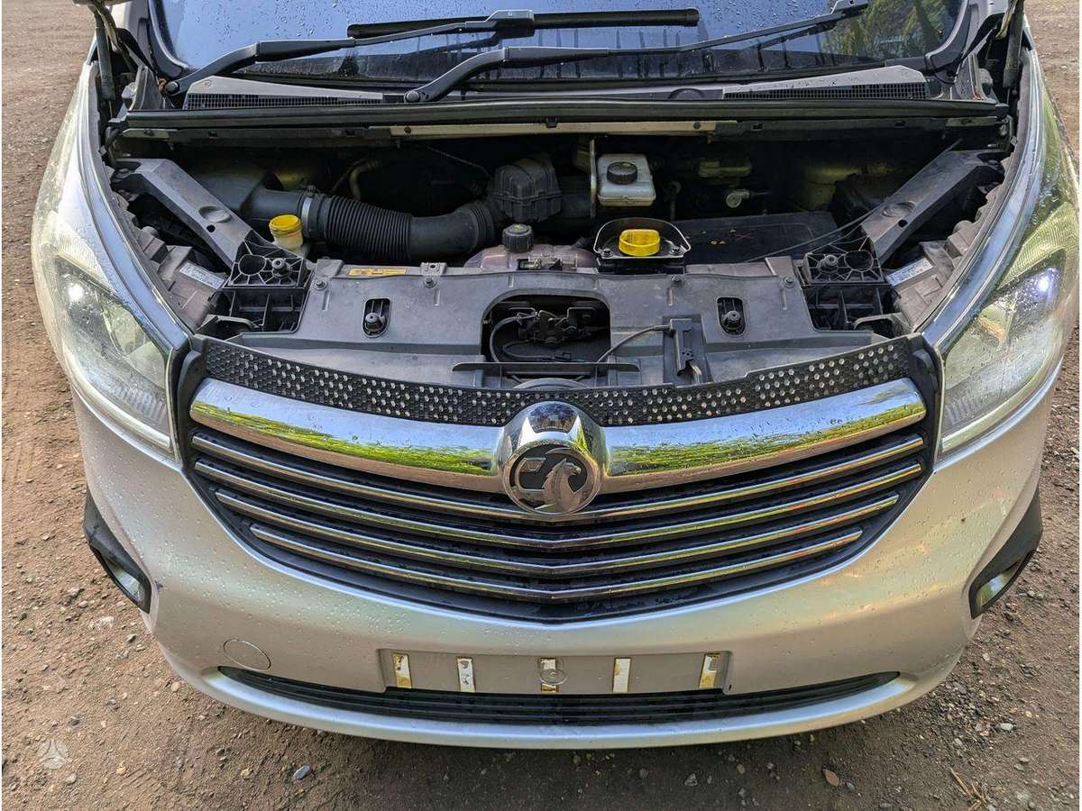 Opel Vivaro двигатель