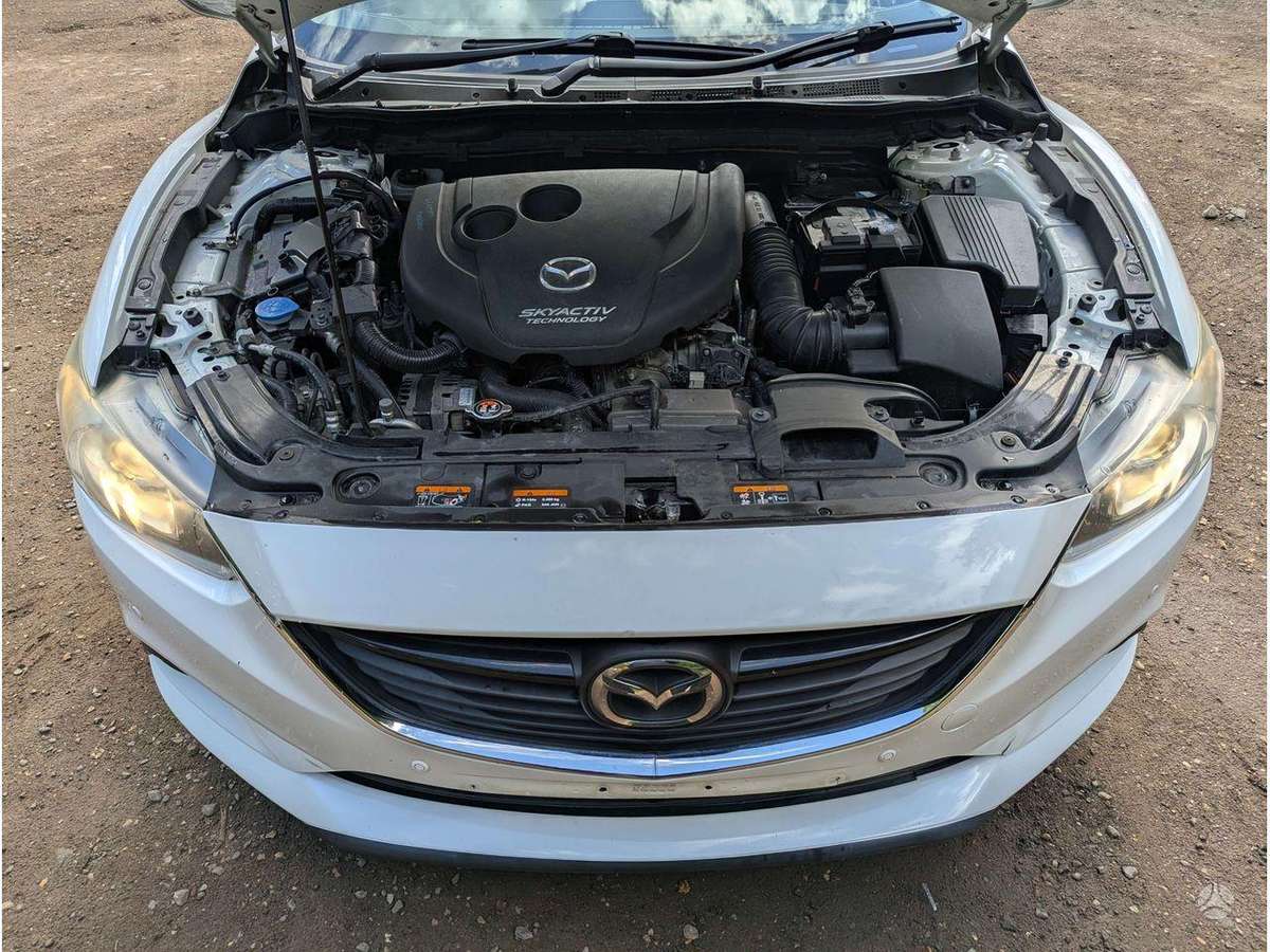 Mazda 6 engine