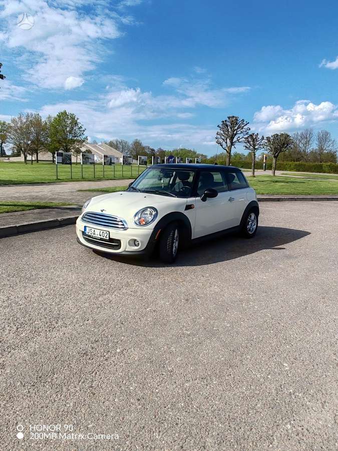 Mini Cooper, 1.6 l., hatchback