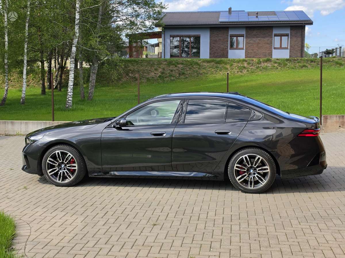 BMW 520, 2.0 l., Седан
