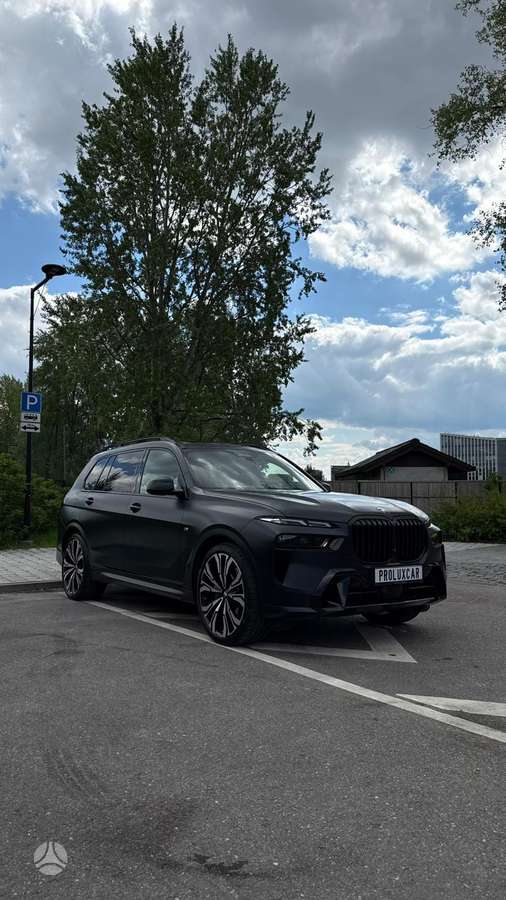 BMW X7, visureigis / krosoveris
