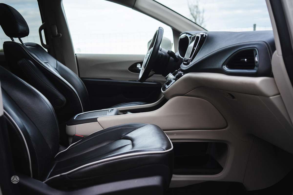 Chrysler Pacifica, 3.6 l., mpv / minivan