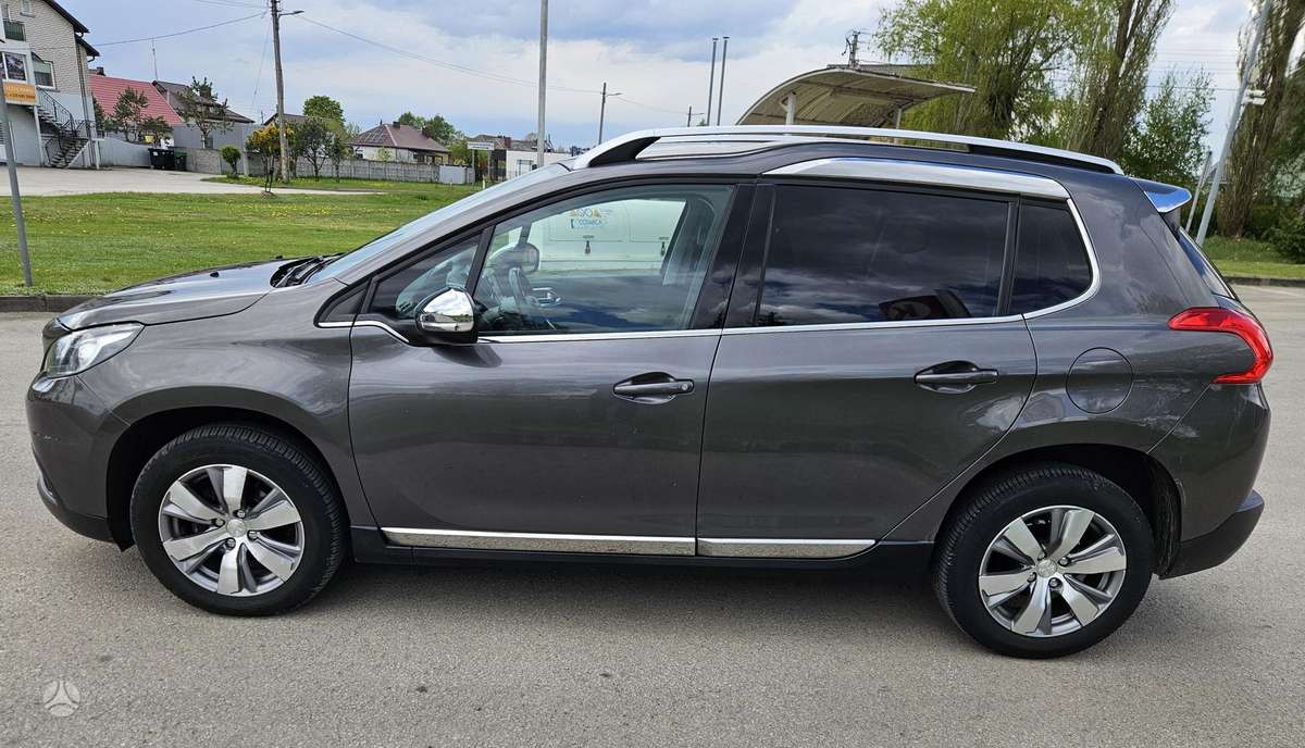 Peugeot 2008 - 4