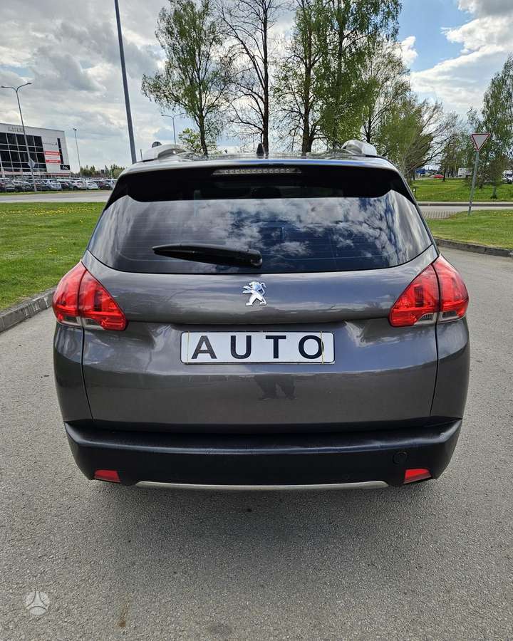Peugeot 2008 - 7