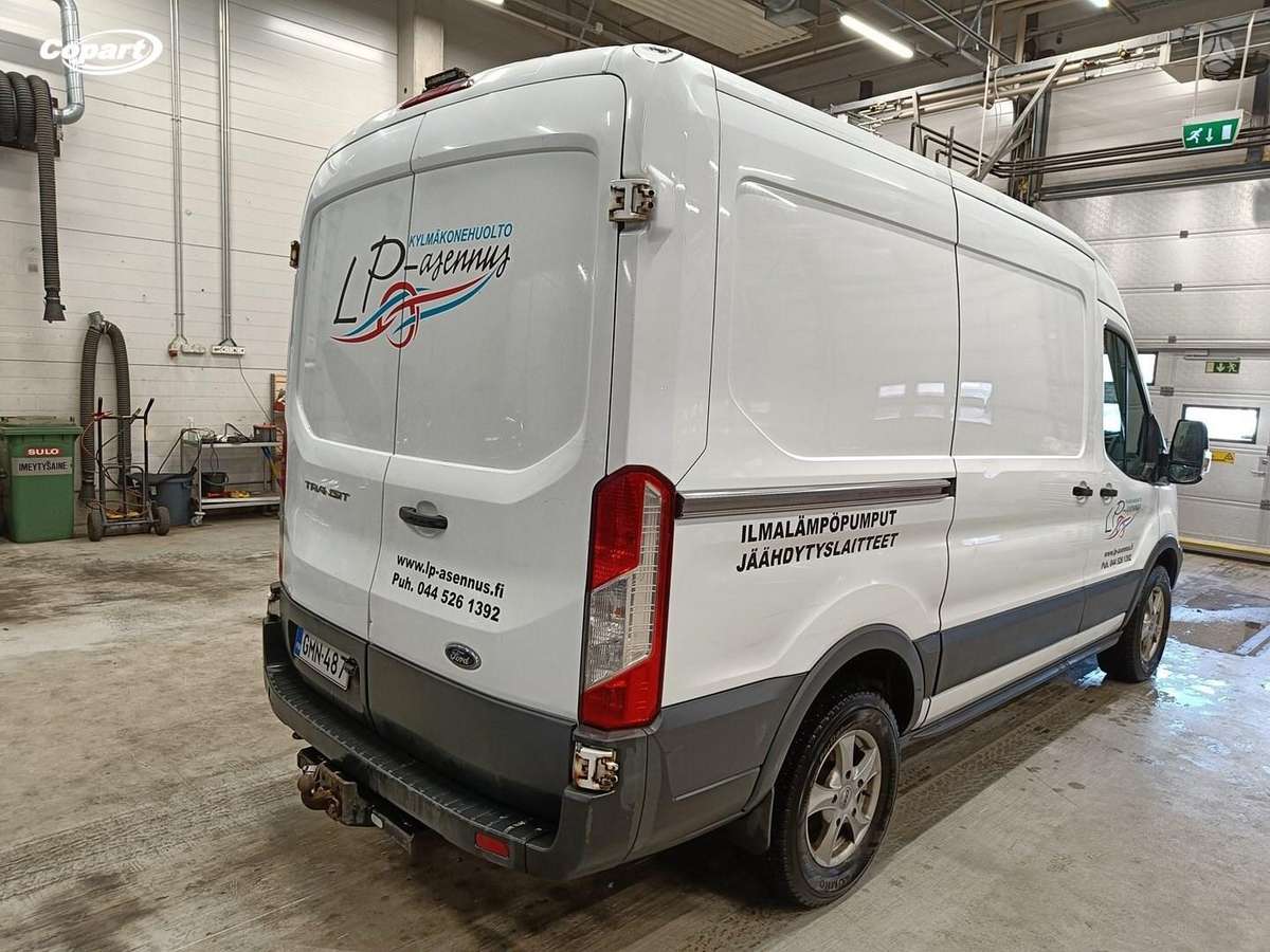 Ford Transit, passenger vans
