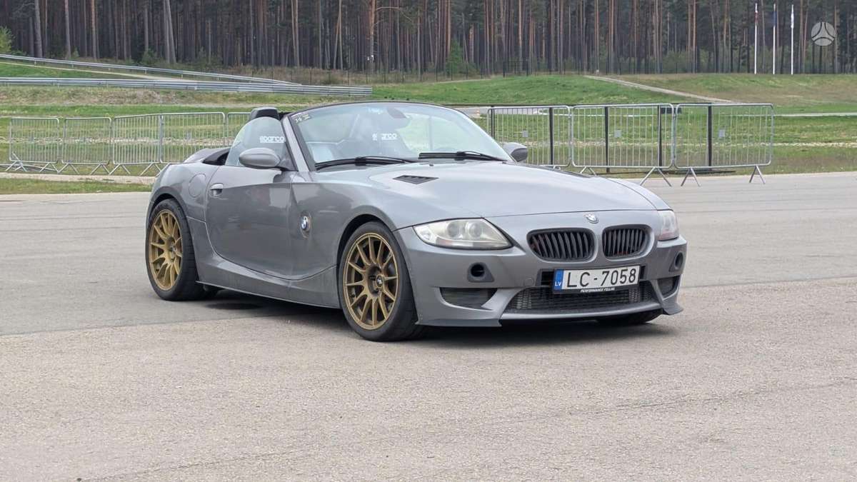 BMW Z4, 3.0 l., convertible