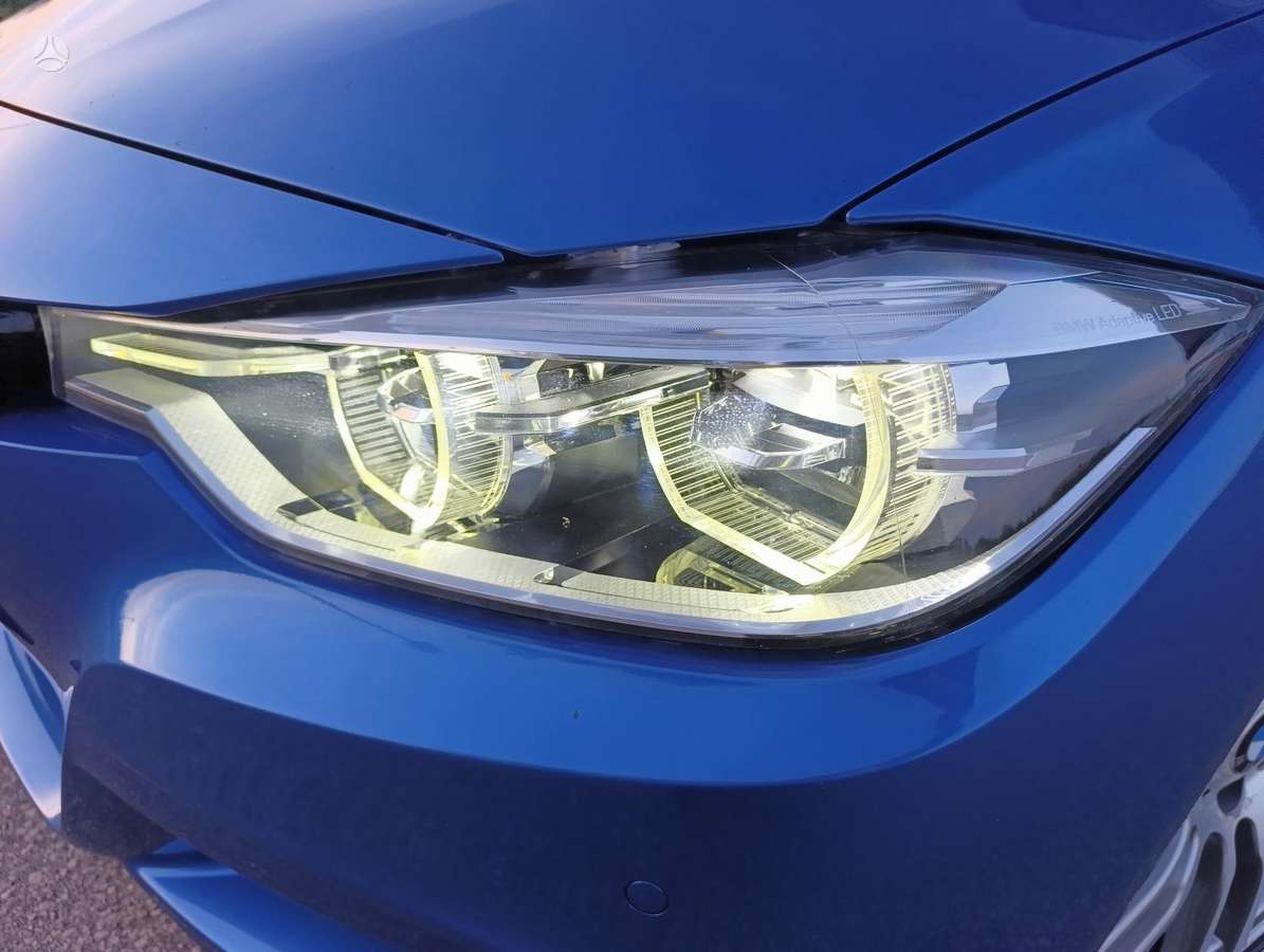 BMW 330, 3.0 l., wagon