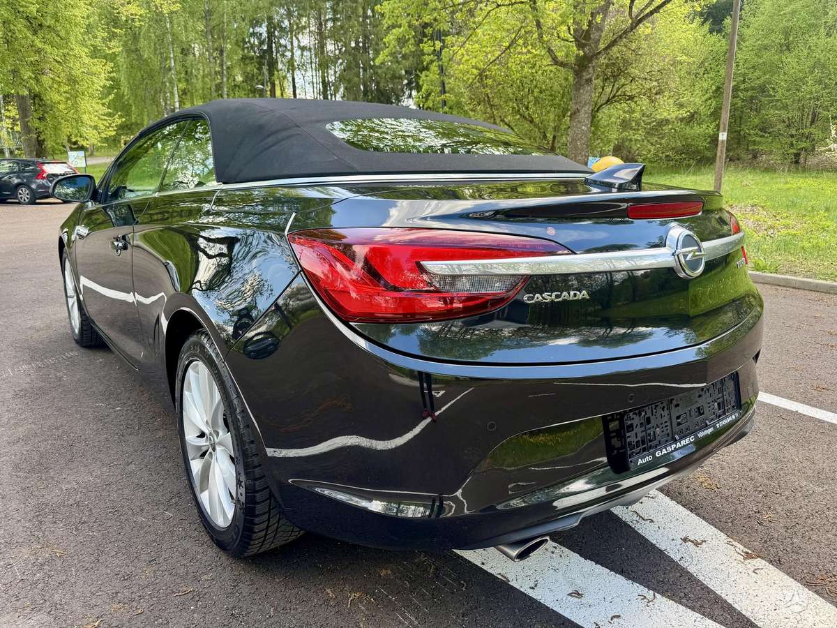 Opel Cascada, 1.6 l., convertible
