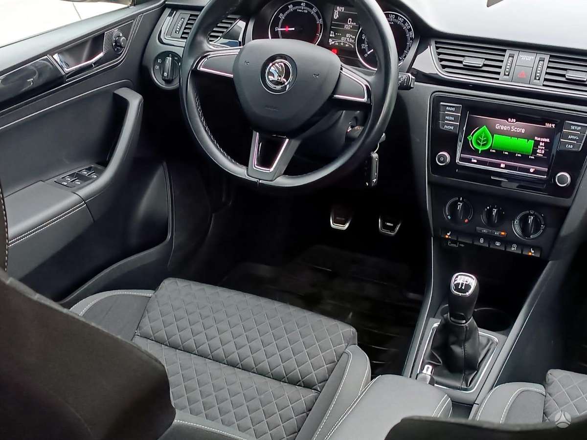 Skoda Rapid, 1.0 l., Хэтчбек