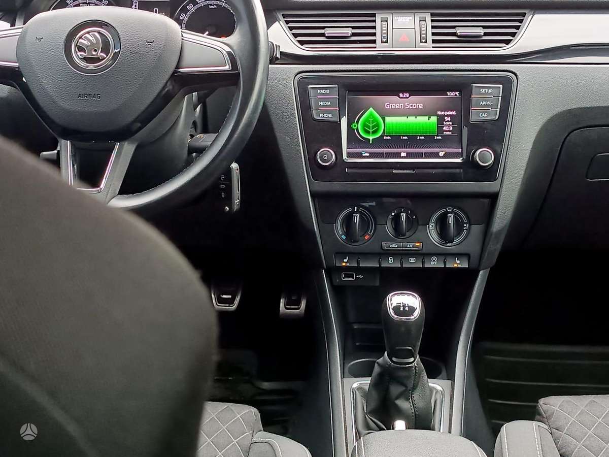 Skoda Rapid, 1.0 l., Хэтчбек