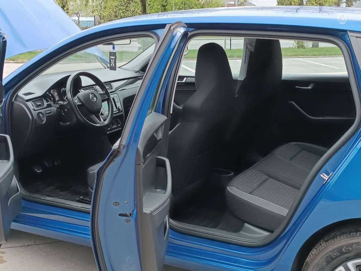 Skoda Rapid, 1.0 l., Хэтчбек